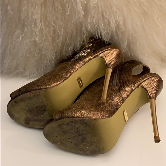 BEBE BRONZE OPEN TOE BOOTIES - SIZE 5 - Picture 7 of 7